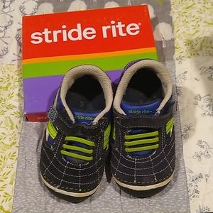 Stride Rite boys shoes 5.5m